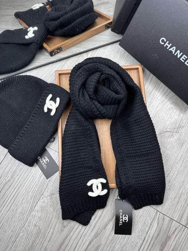 Chanel Scarf Hat hm (150)