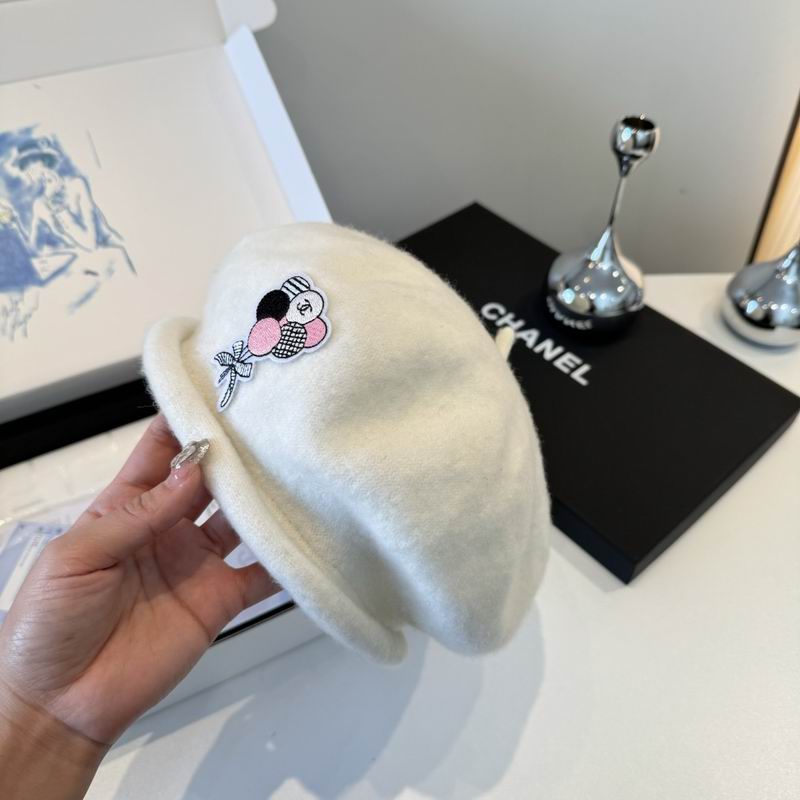 Chanel beret (200)