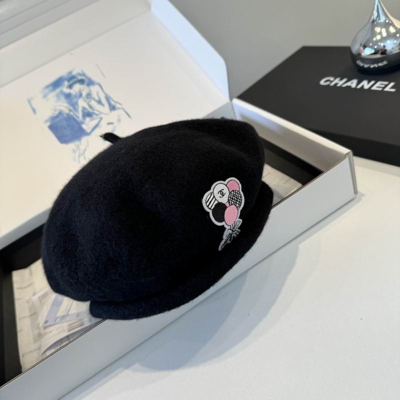 Chanel beret (208)