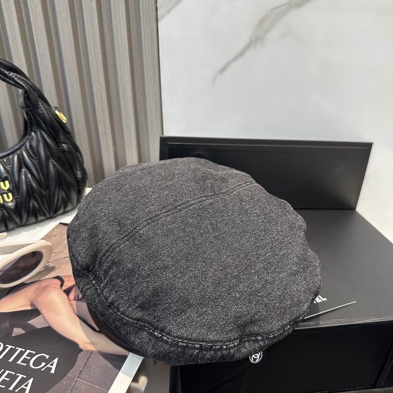 Chanel beret (215)