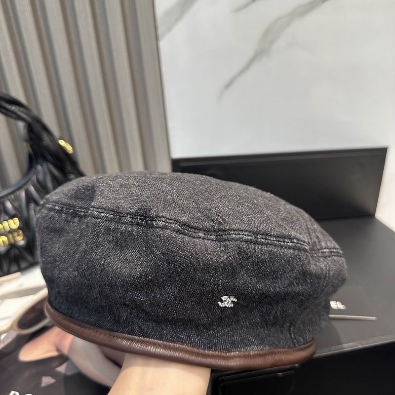 Chanel beret (216)
