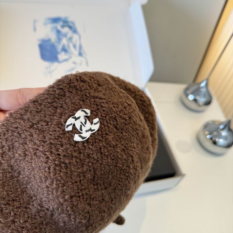 Chanel beret (92)