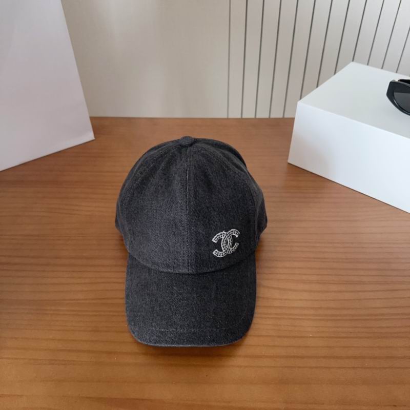 Chanel cap (1327)