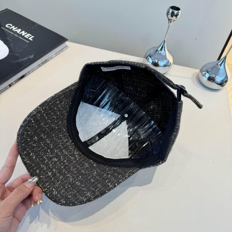 Chanel cap (509)
