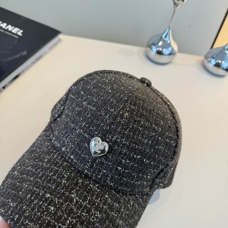 Chanel cap (515)