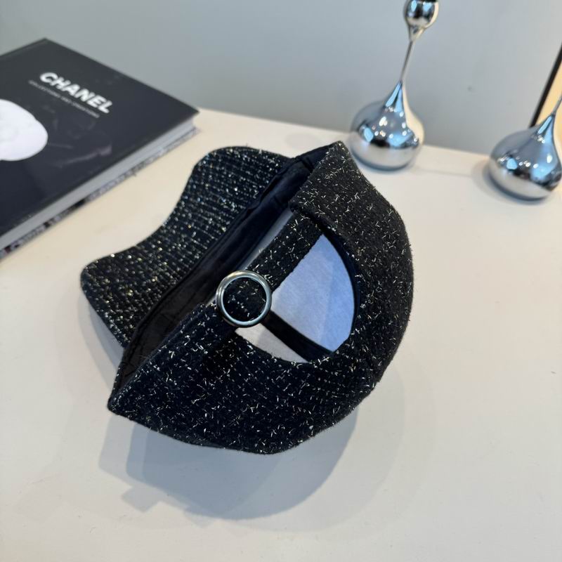 Chanel cap (519)