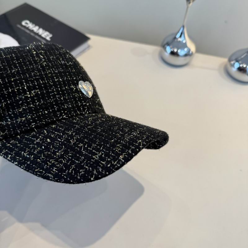 Chanel cap (521)