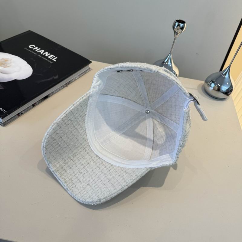 Chanel cap (527)