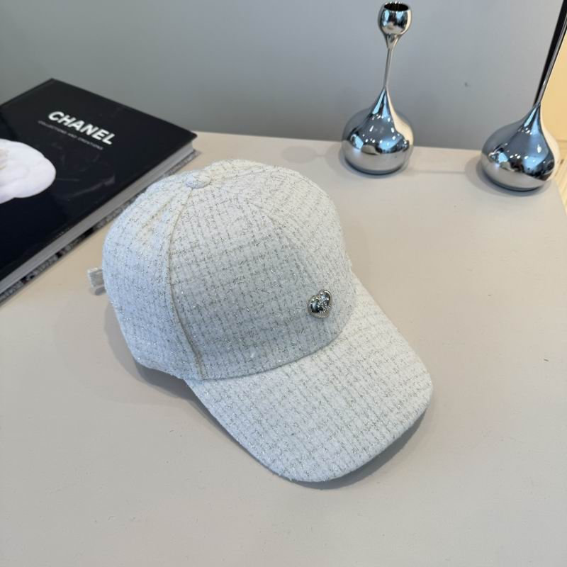 Chanel cap (529)