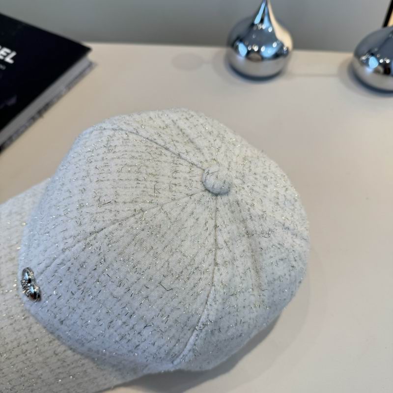 Chanel cap (533)