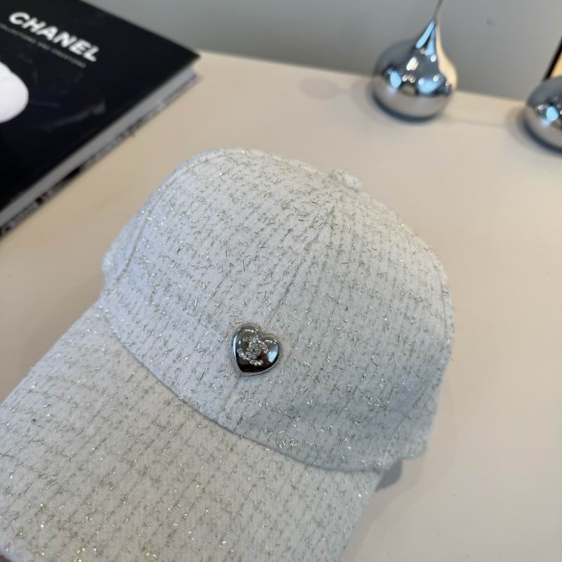 Chanel cap (534)