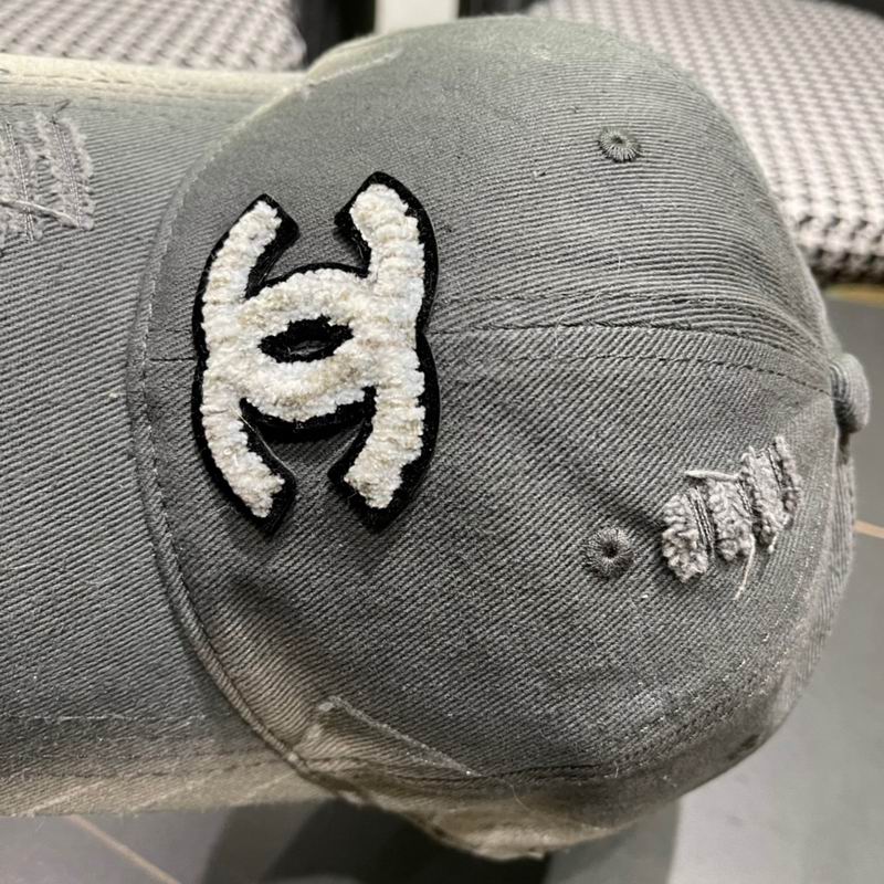 Chanel cap (591)