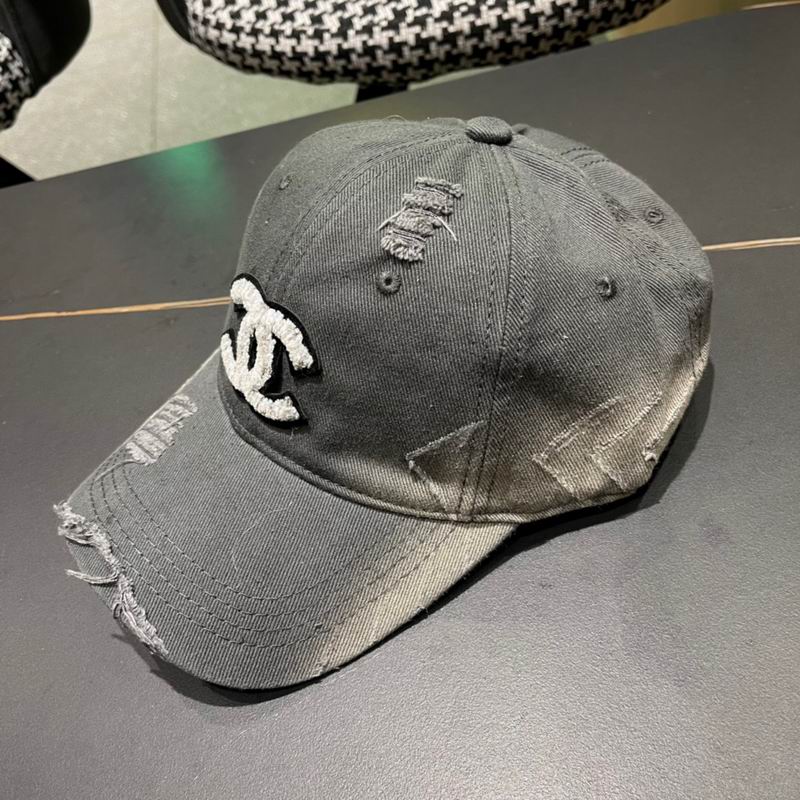 Chanel cap (594)
