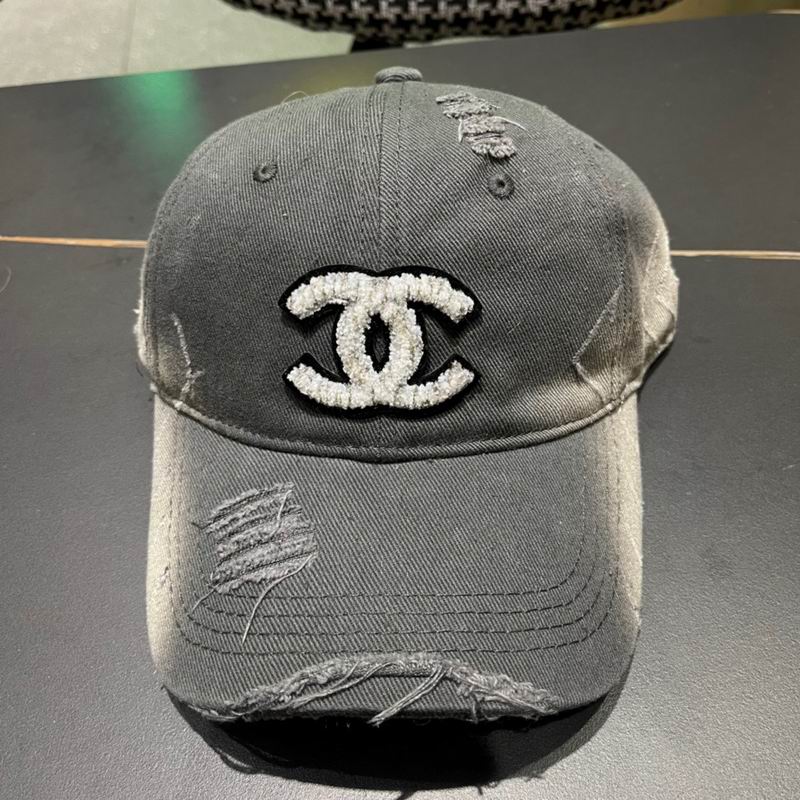 Chanel cap (595)