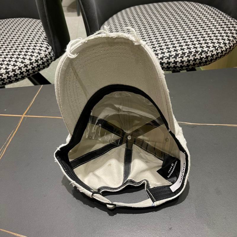 Chanel cap (597)