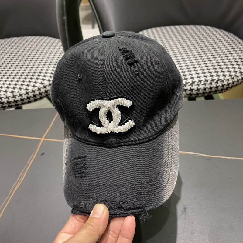 Chanel cap (612)