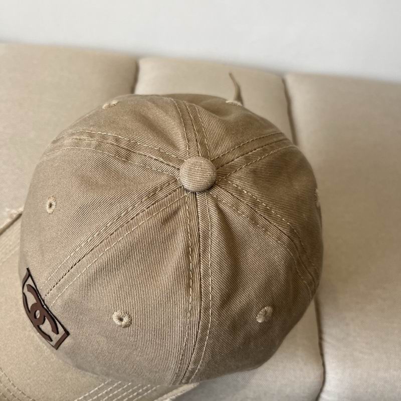 Chanel cap (761)