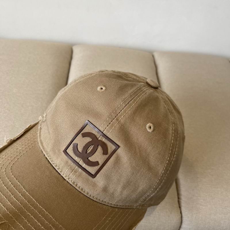 Chanel cap (762)