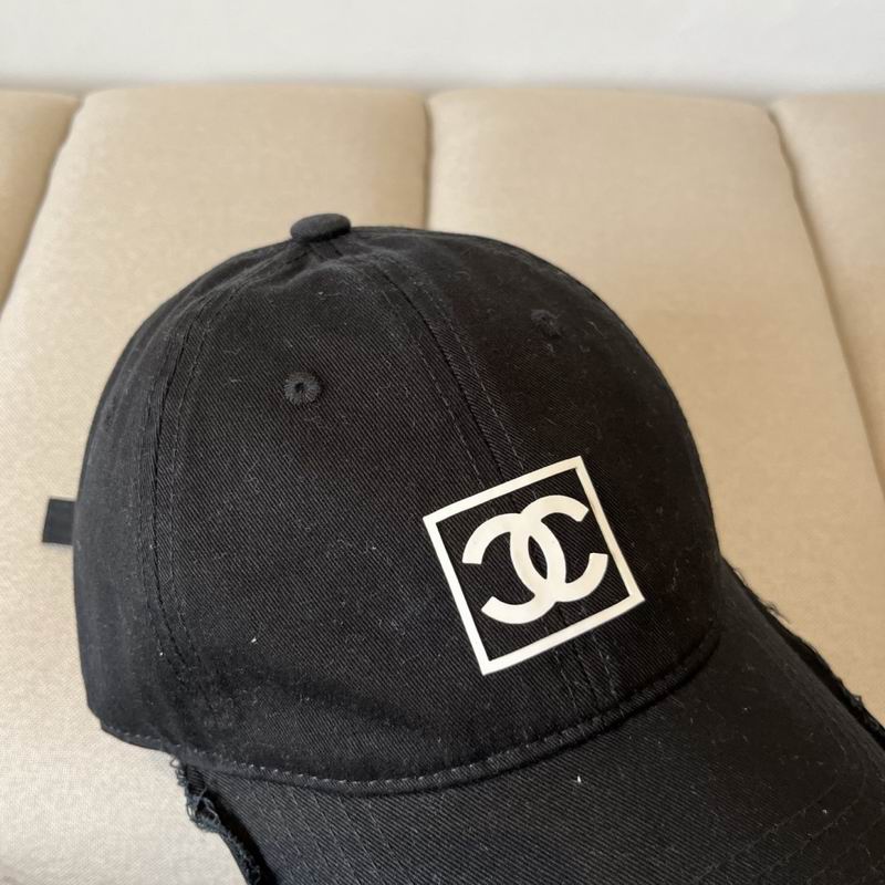 Chanel cap (776)