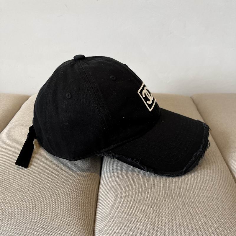 Chanel cap (777)
