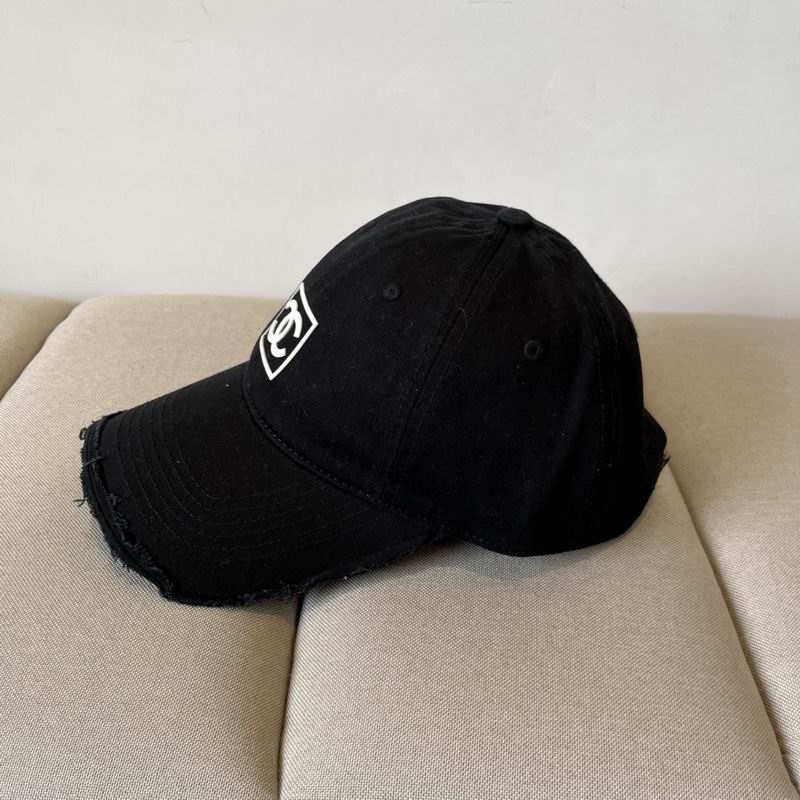 Chanel cap (778)