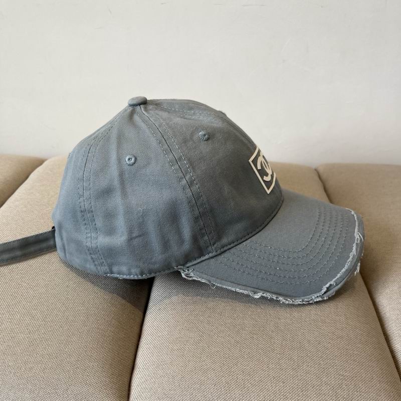 Chanel cap (784)