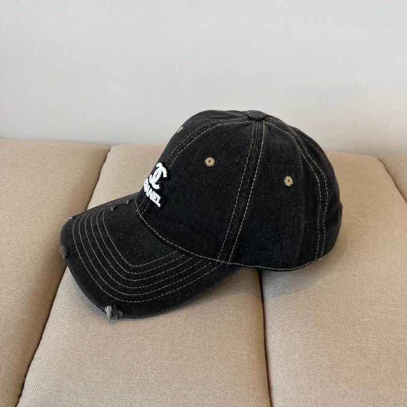 Chanel cap (798)