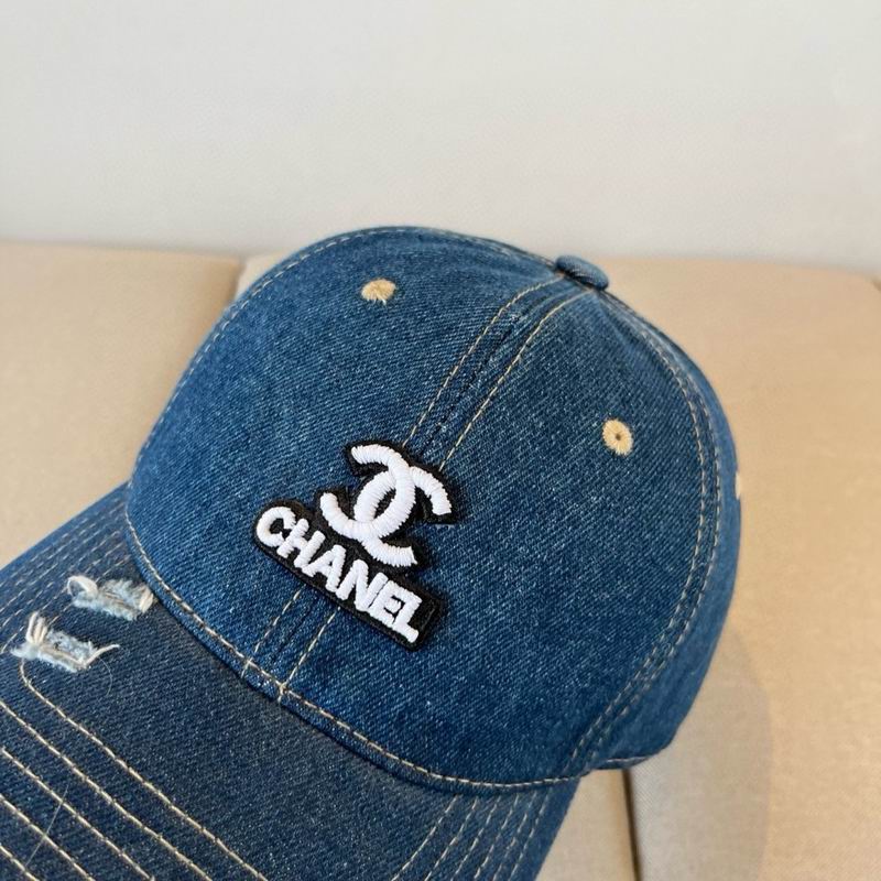 Chanel cap (806)