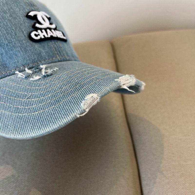 Chanel cap (811)