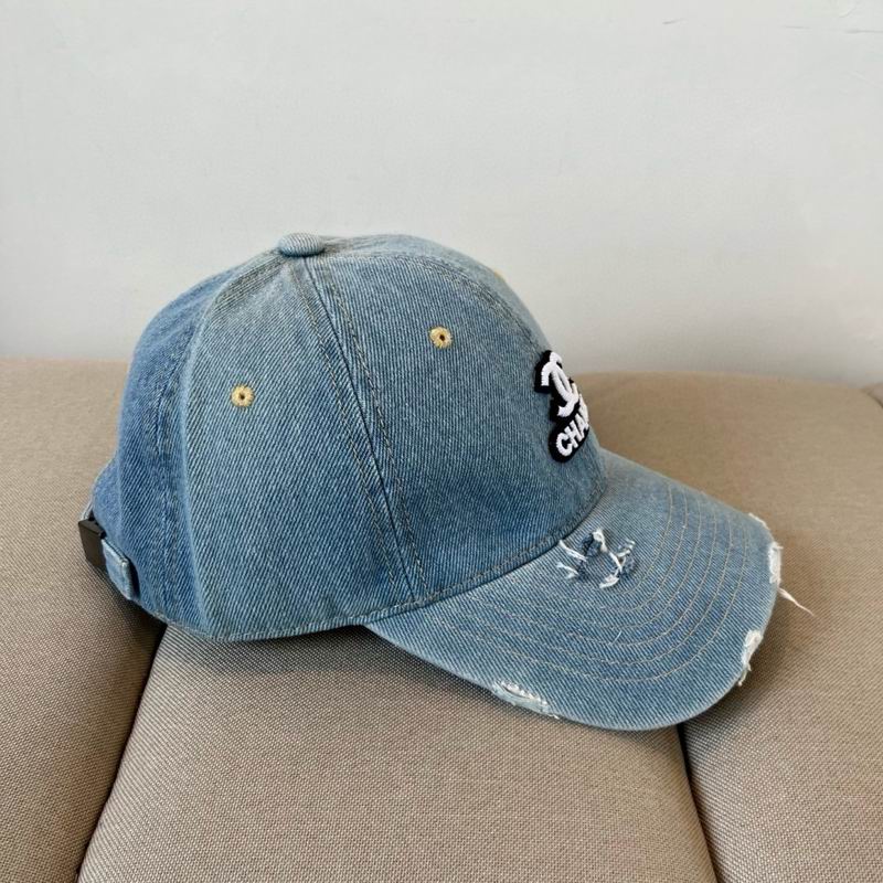 Chanel cap (812)