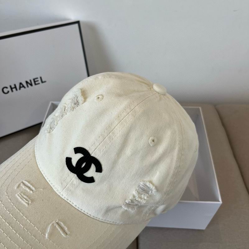 Chanel cap (820)