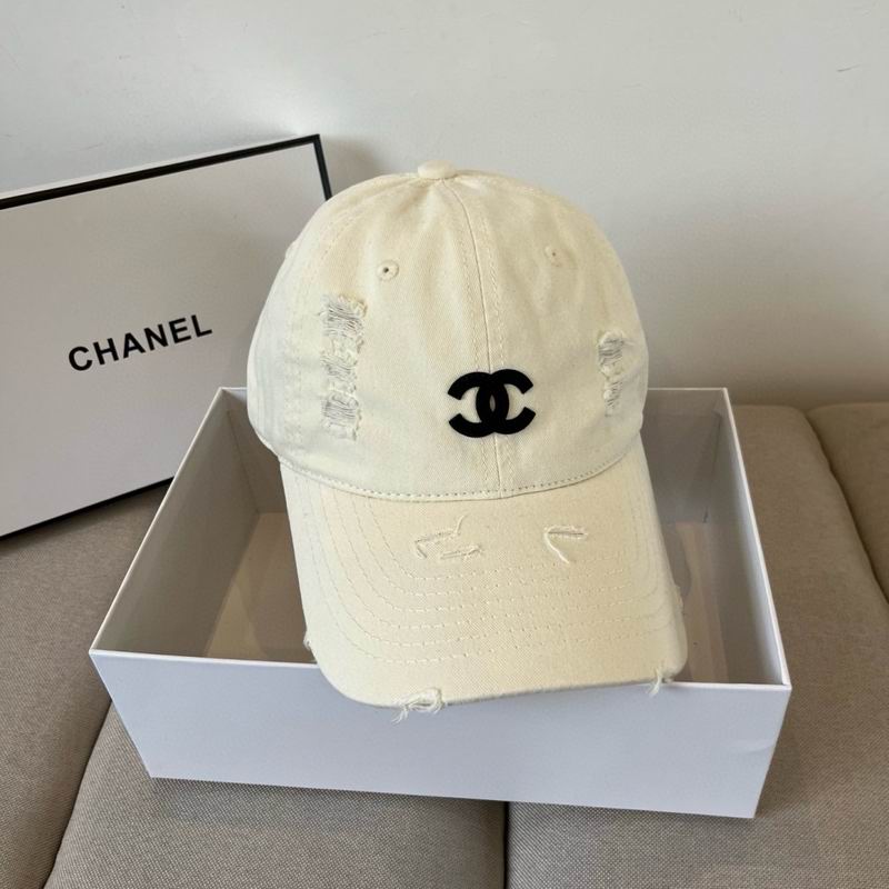 Chanel cap (824)
