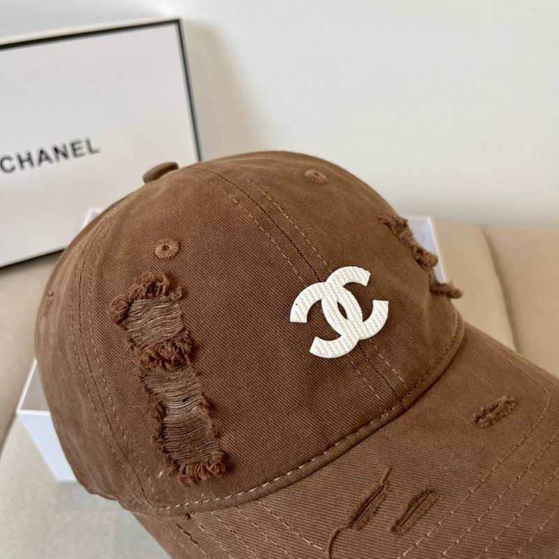 Chanel cap (829)