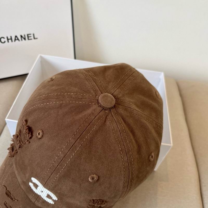 Chanel cap (831)