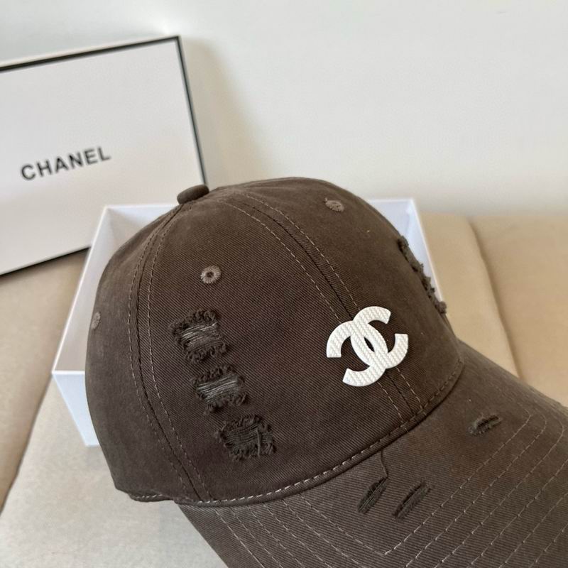 Chanel cap (840)