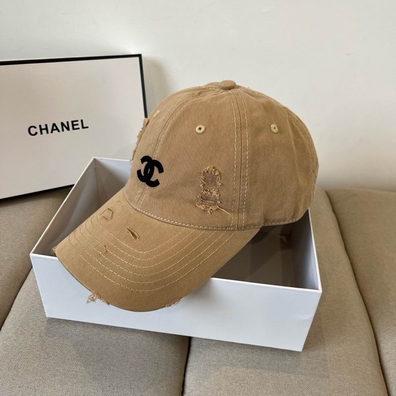 Chanel cap (851)