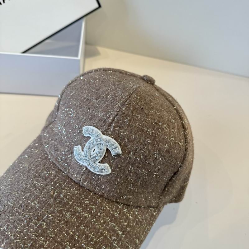 Chanel cap (879)