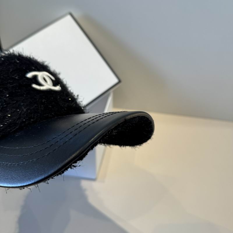 Chanel cap (902)