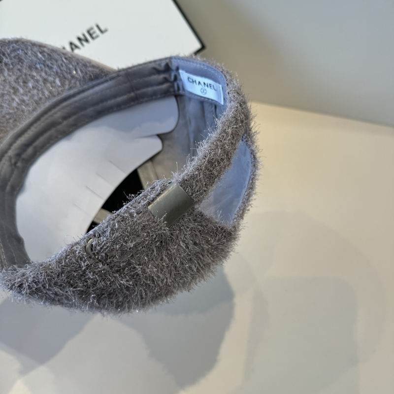 Chanel cap (910)
