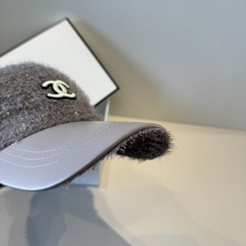 Chanel cap (911)