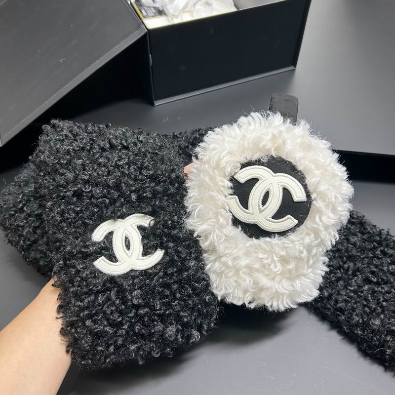Chanel scarf earmuff dx (7)