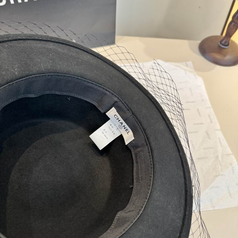 Chanel top hat (104)