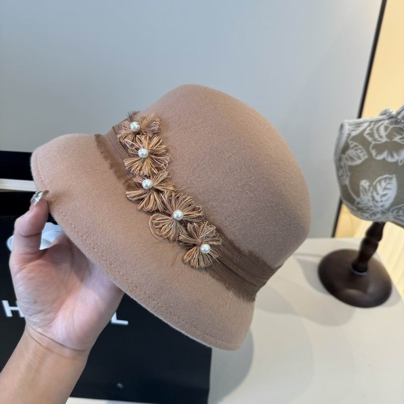 Chanel top hat (285)