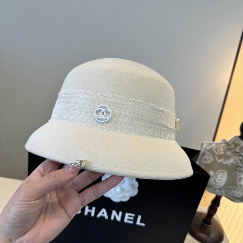 Chanel top hat (298)