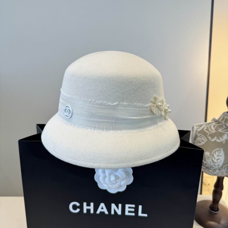 Chanel top hat (299)