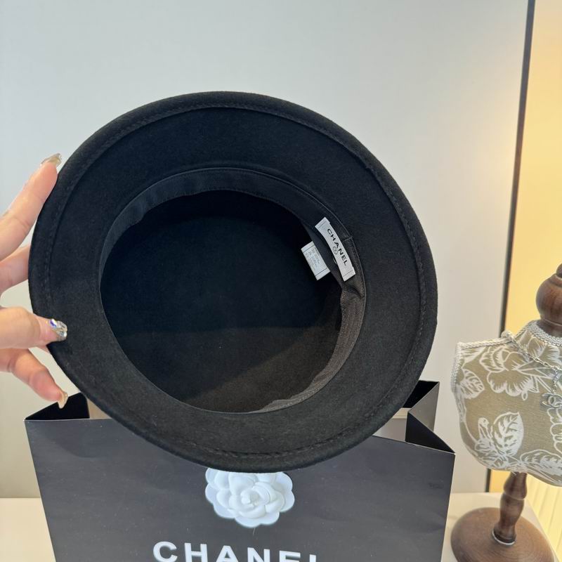 Chanel top hat (302)