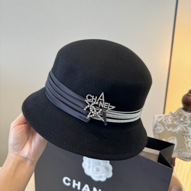 Chanel top hat (304)