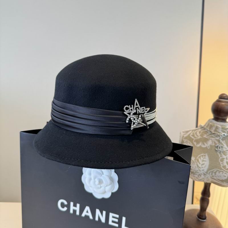 Chanel top hat (305)