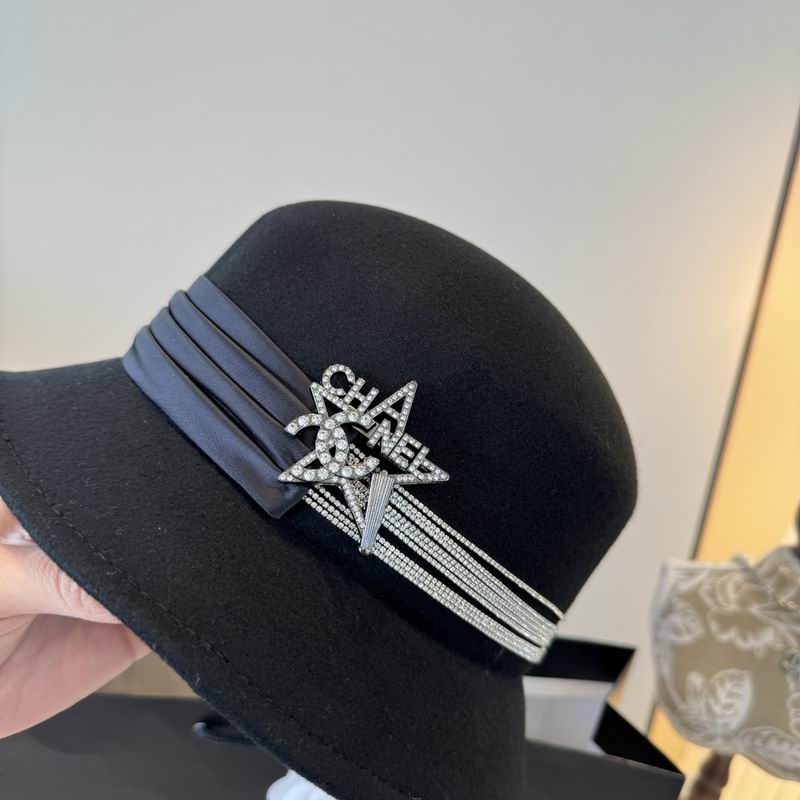 Chanel top hat (307)