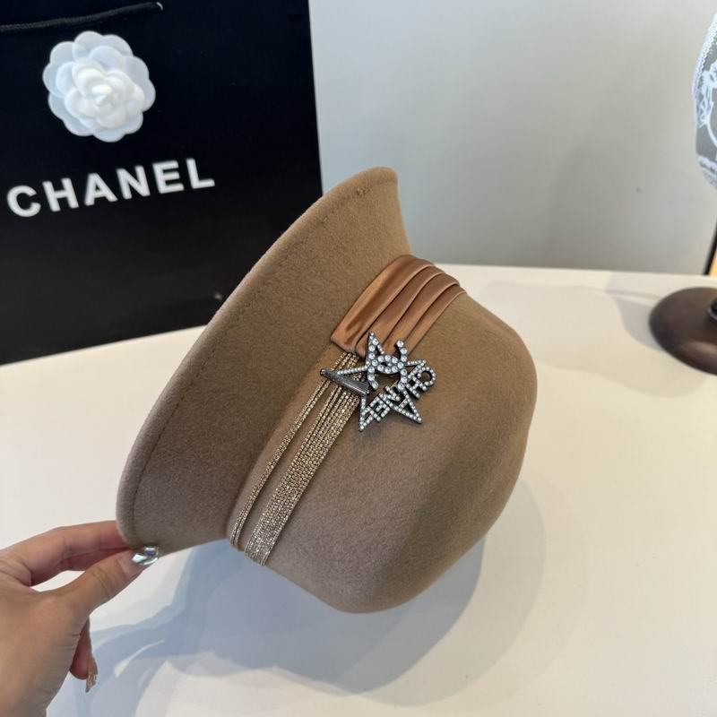Chanel top hat (315)